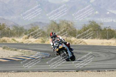 media/Dec-04-2025-Racers Edge (Thu) [[5ebc9f124d]]/3-B Group/1-Session 1 (Turn 7)/